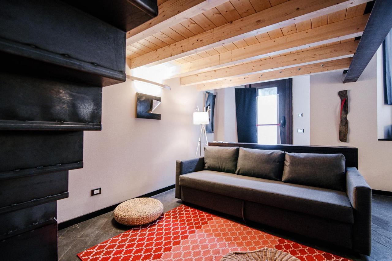 Palazzo Del Pero - The House Of Travelers Apartment Como Exterior photo